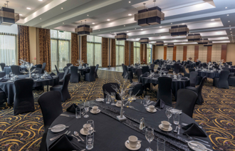 Carousel Desktop Tennyson Banquet 1 Carousel