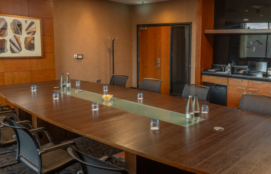 Carousel Desktop Dexter Boardroom 2 Carousel