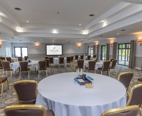 Desktop 01 Meetings Service Carousel