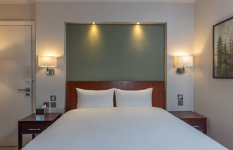 Carousel Desktop Classicaccessibledouble 04