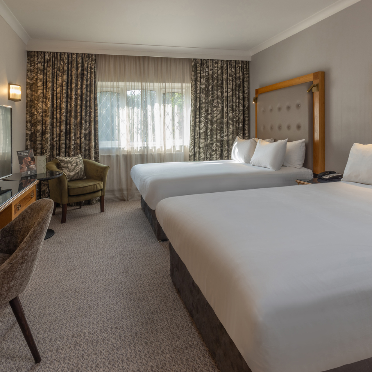 Easter 5050 Desktop Rooms