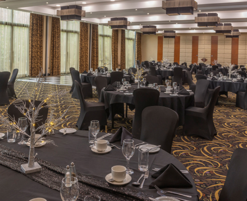 Desktop 01 Parties Service Carousel