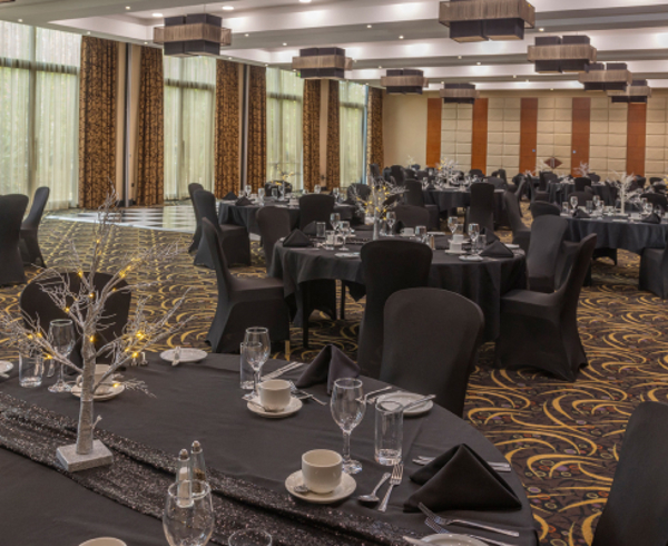 Desktop 01 Parties Service Carousel