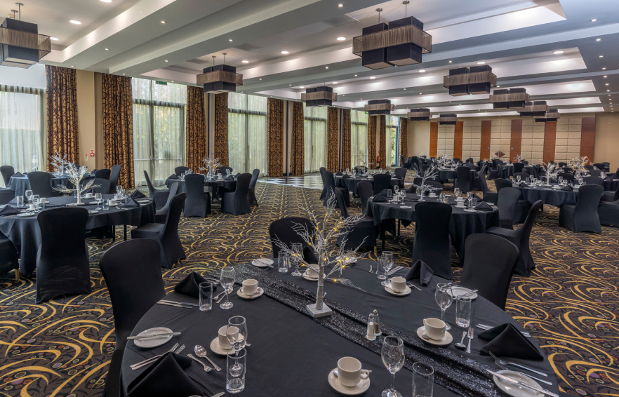 Carousel Desktop Tennyson Banquet 1 Carousel