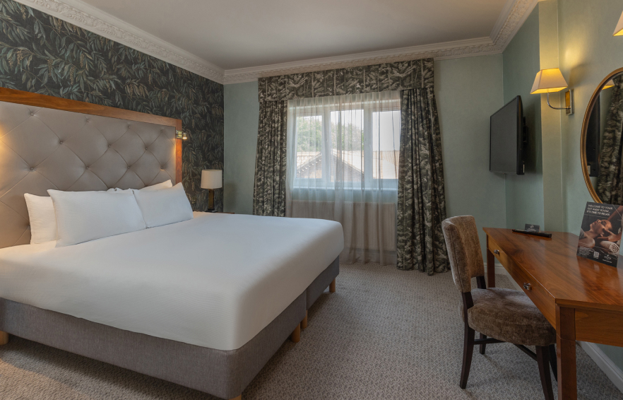 Carousel Desktop Kingsuite 04