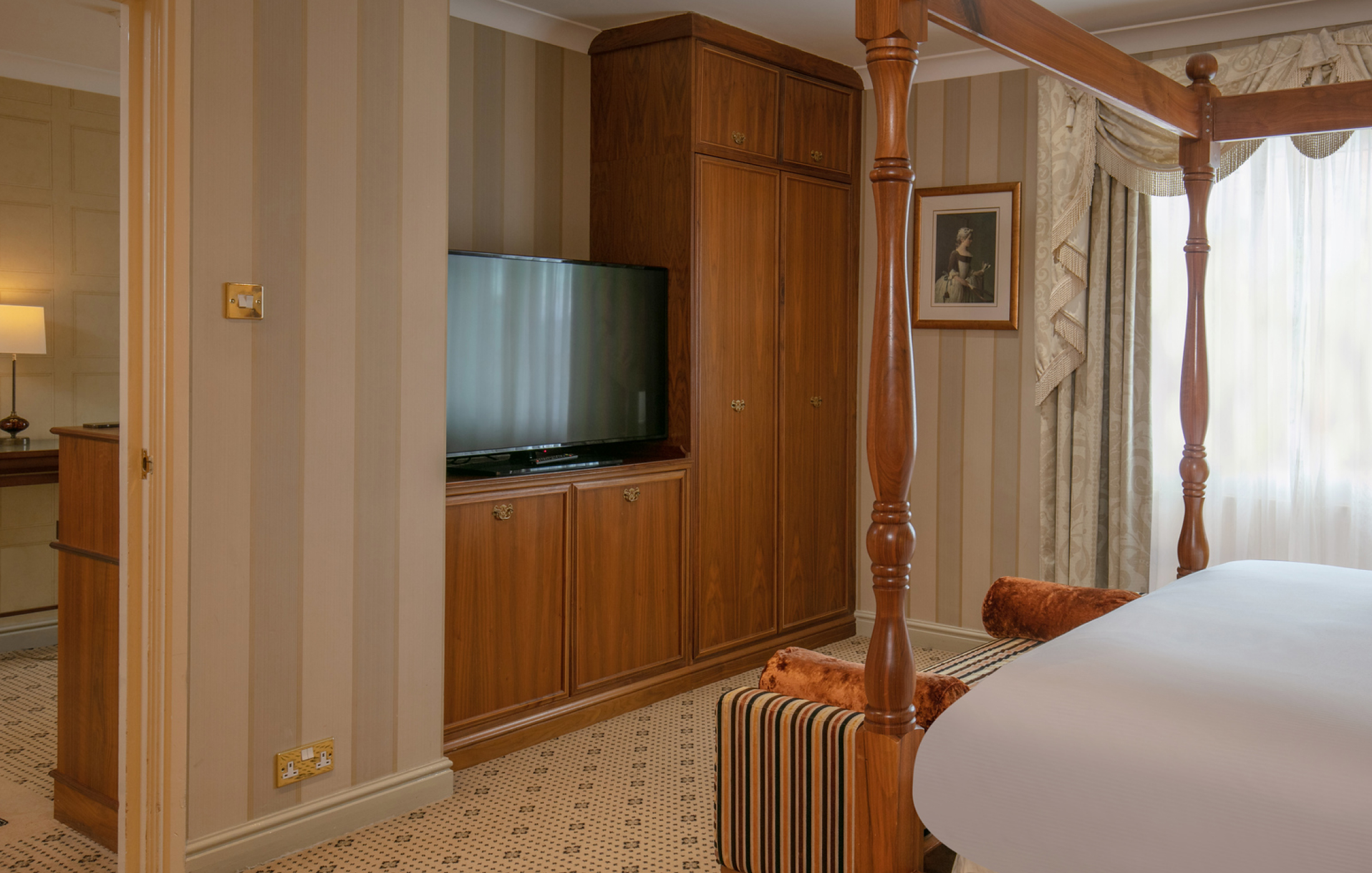 Suites Gallery X Junior Suite 2